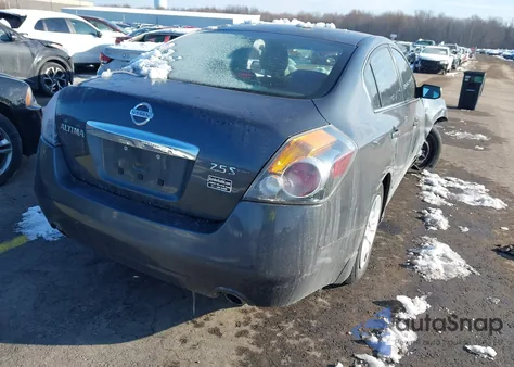 2011 Nissan Altima 2.5 S z USA, uszkodzony, nr VIN 1N4AL2AP9BC170870
